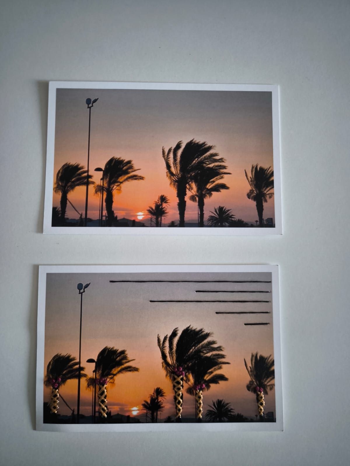 Postal de un atardecer con palmeras, antes y después de la intervención con bordado a mano.