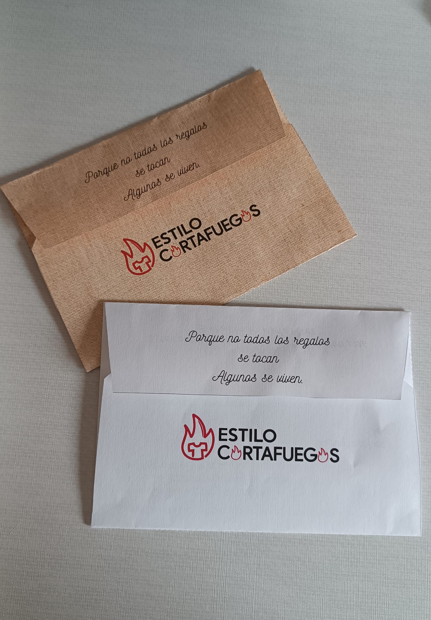 Sobres de bonos regalo de Estilo Cortafuegos